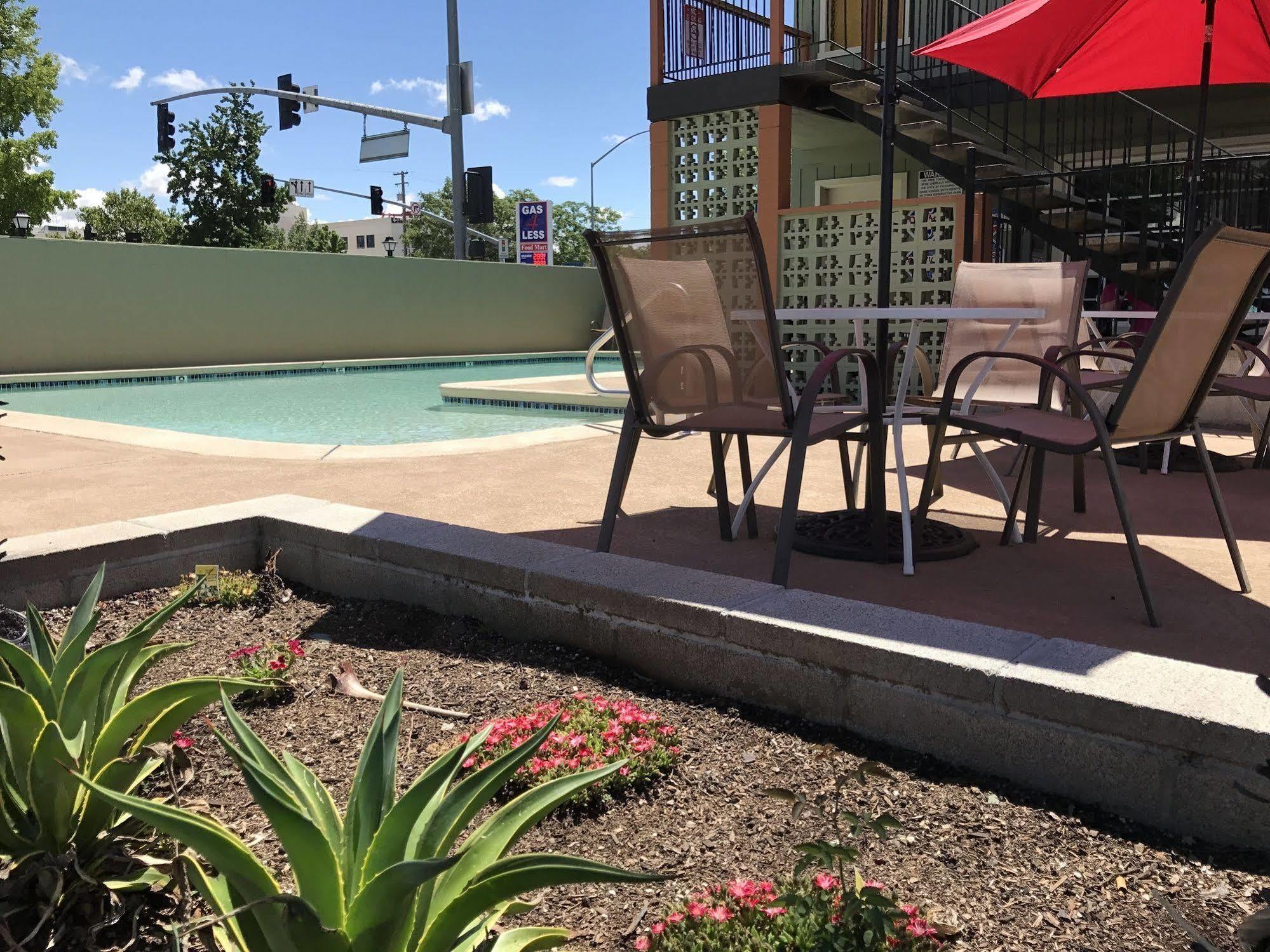 רדינג Thunderbird Lodge מראה חיצוני תמונה